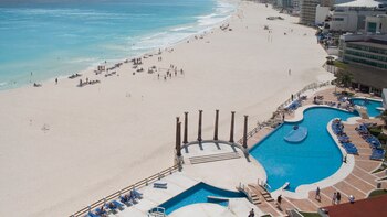 Agencia de viajes estafó a