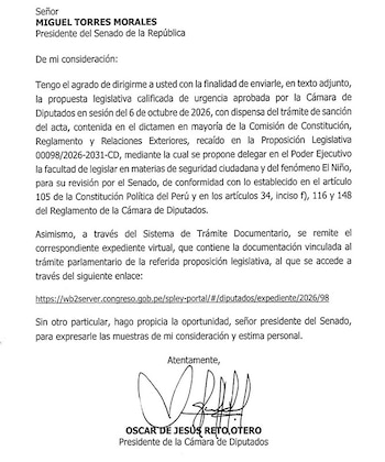 Documento oficial impreso dirigido a Miguel Torres Morales, firmado por Oscar de Jesús Reto Otero, con un enlace del Congreso del Perú