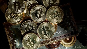 Bitcoin, imparable, al borde de