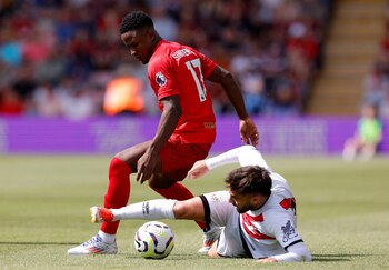 Tres goles anotó Luis Sinisterra