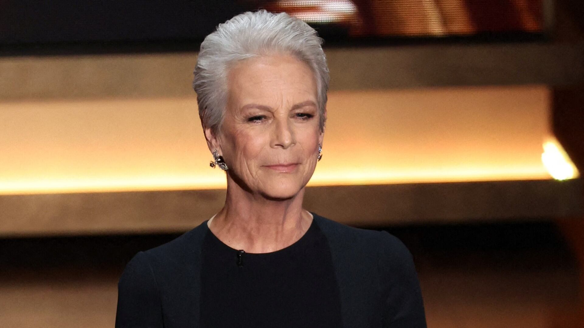 Rutinas de yoga y caminatas como parte del bienestar integral que prioriza la reconocida actriz (REUTERS/Mike Blake)