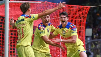 Israel Reyes fue el anotador