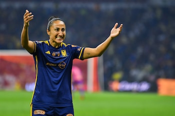 Stephany Mayor abrió el marcador