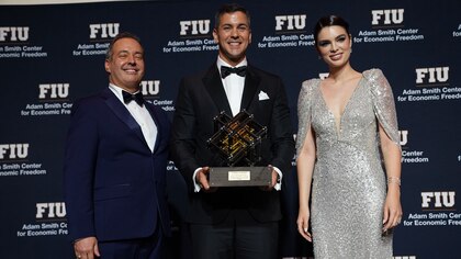 Funcionarios, empresarios y otros líderes influyentes participaron de la gala “Champion of Liberty” en Miami