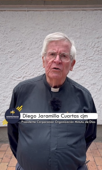 El sacerdote es uno de