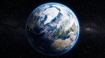 Globo terráqueo visto desde el espacio, con masas de tierra, océanos azules, nubes blancas y casquetes de hielo sobre un fondo de estrellas.