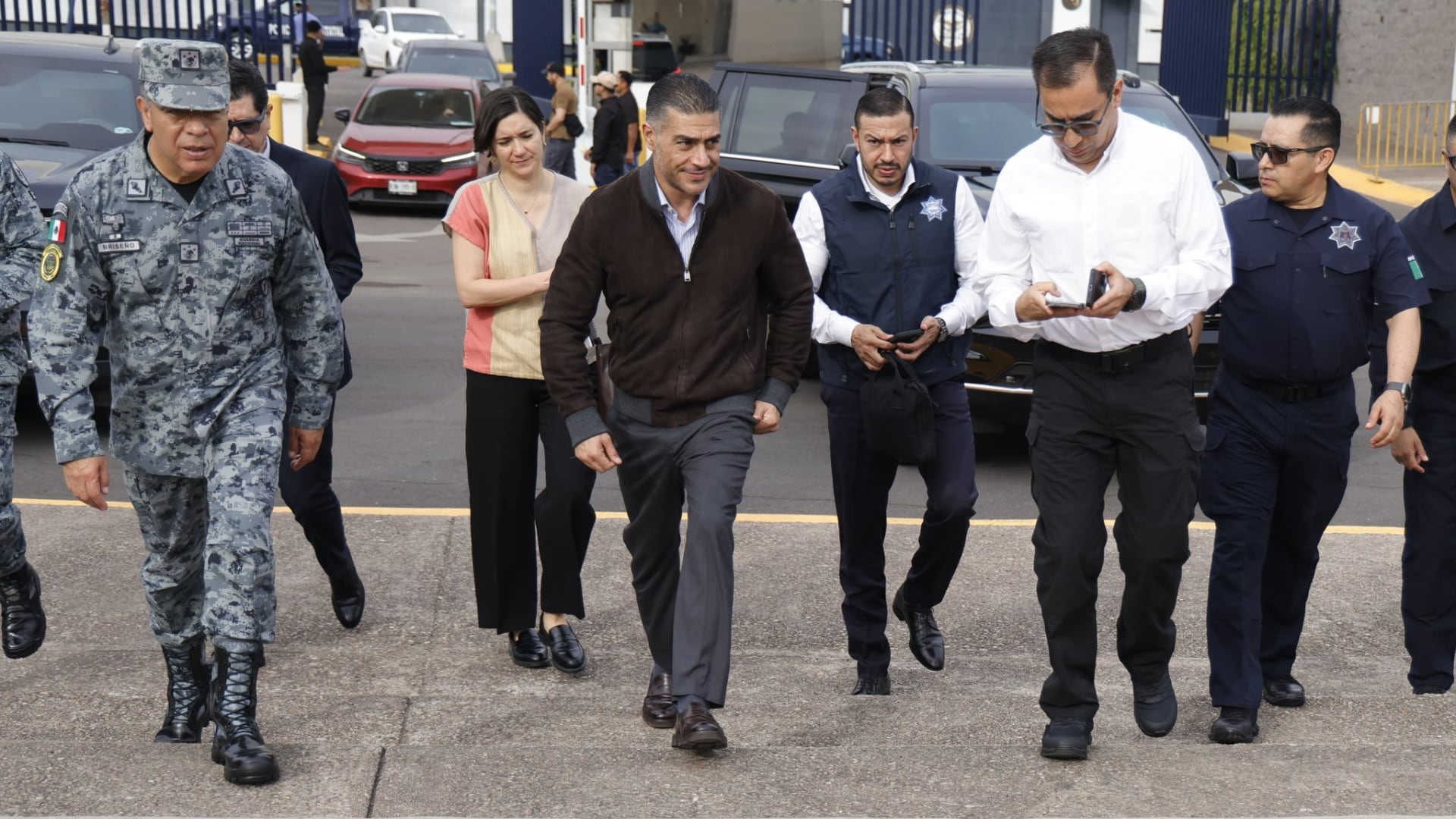 Omar García Harfuch viaja a Sinaloa para revisar resultados de la estrategia de seguridad y fortalecer acciones contra el narco