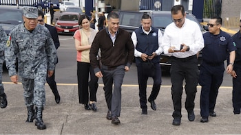 Omar García Harfuch viaja a Sinaloa para revisar resultados de la estrategia de seguridad y fortalecer acciones contra el narco