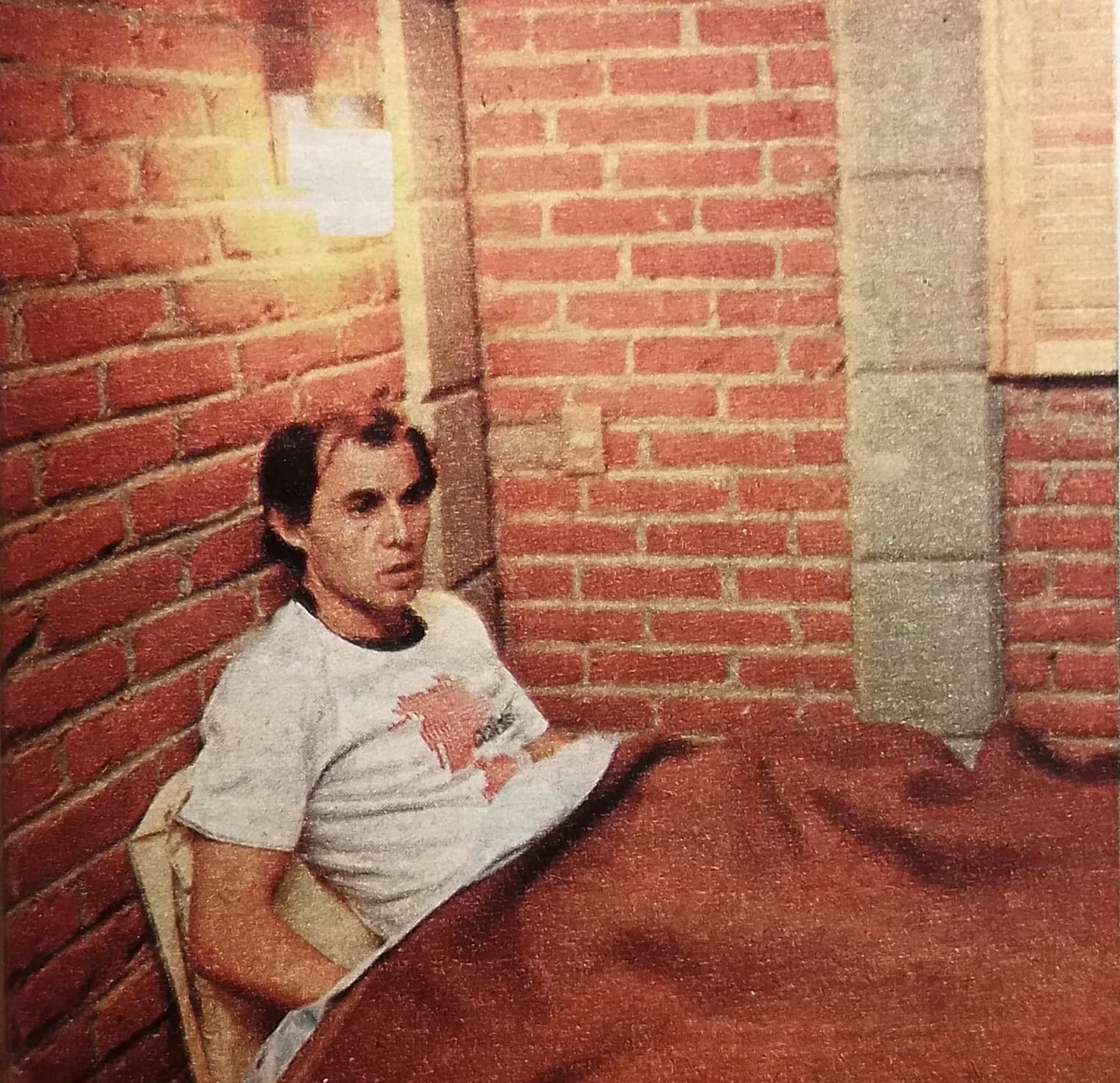Ricardo Bochini en una de las pequeñas y no tan cómodas habitaciones de la concentración del club América