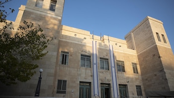 Un tribunal israelí sentencia a trece años y medio de cárcel a un nacional israelí por espionaje para Irán