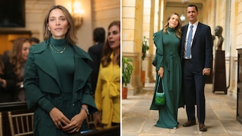 María Clara Posada optó por un conjunto monocromático en color verde esmeralda que despertó comparaciones en redes sociales con un personaje de la serie 'El cuento de la criada' - crédito @MaclaPosada/X