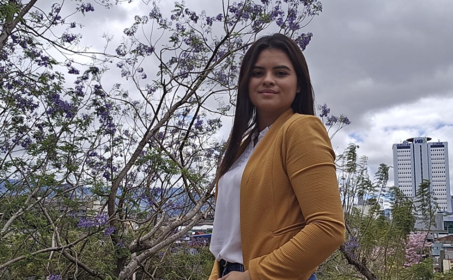 Junieysis Adely Merlo Espinoza, de 29 años, desapareció en Salitral de Santa Ana durante la Semana Santa. Sus familiares denunciaron su desaparición (Foto cortesía Junieysis).
