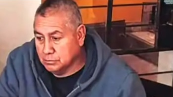 La caída de un comandante PNP sacude a la policía tras acusaciones de venta de armas