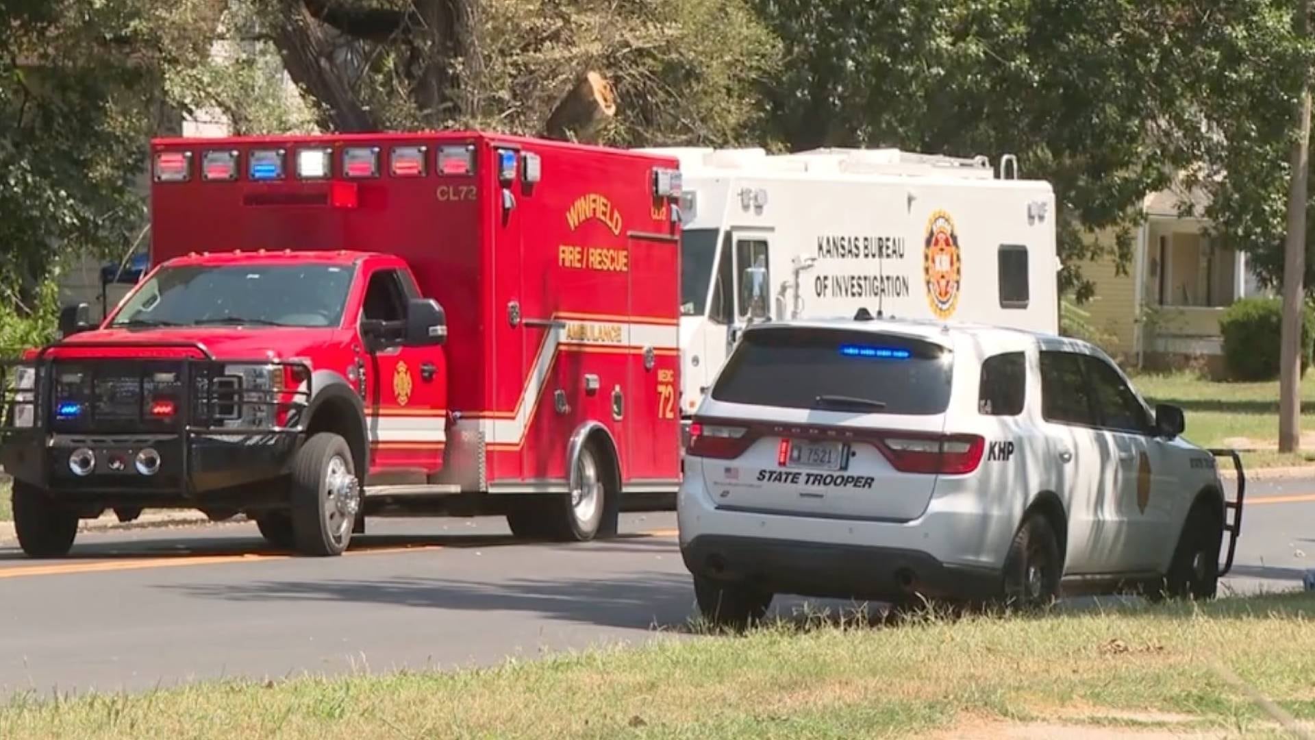 El propio agresor llamó al 911 a las 8:50 a.m. para confesar el crimen. Más de dos horas después, un equipo SWAT forzó la puerta de la vivienda y encontró los seis cuerpos en el interior (ABC)