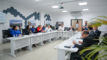 El Ministerio de Agricultura revisa los avances del riego tecnificado ante la escasez de agua en República Dominicana