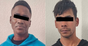 Los cubanos fueron detenidos por elementos de la Policía Municipal de Toluca, acusados por su presunta participación en robos cometidos en motocicleta y posible venta de droga./ (Digitalmex.mx)