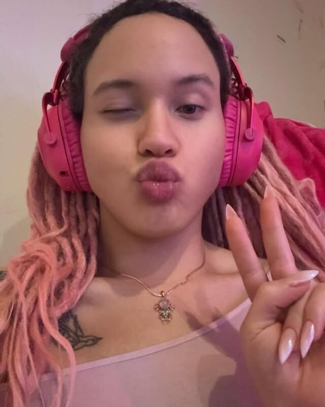 Airyn De Niro, hija de Robert De Niro (Captura: Instagram/@voiceofairyn)