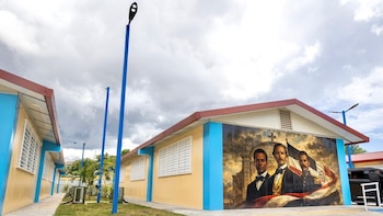 El presidente Luis Abinader inaugura