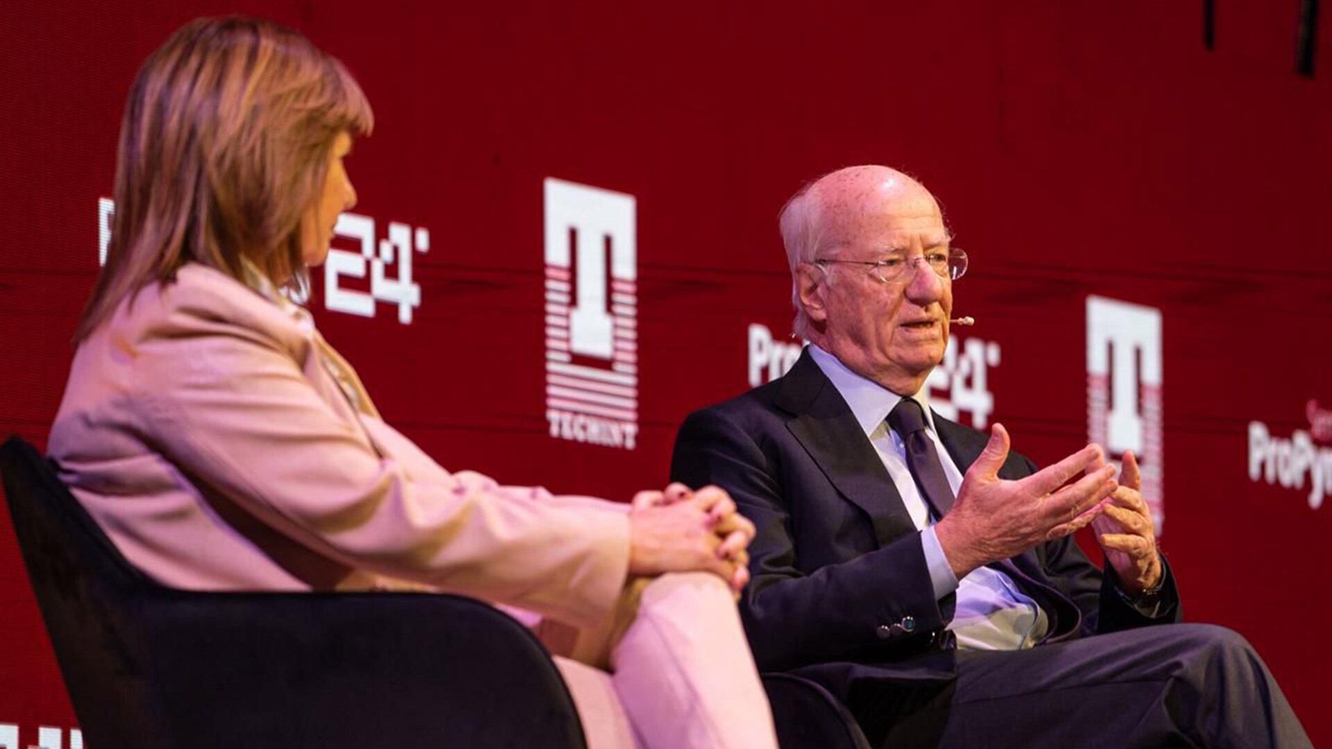 El CEO del Grupo Techint compartió el cierre del Seminario Propyme con la senadora Patricia Bullrich