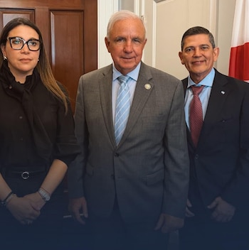 La delegación del Poder Judicial hondureño sostiene reuniones con autoridades del Departamento de Estado de Estados Unidos. (Foto: Poder Judicial)