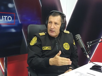 El general PNP Augusto Ríos Tiravanti, afirmó que los agentes de la Policía involucrados en el secuestro extorsivo fueron suspendidos temporalmente del servicio y se encuentran en detención preliminar.