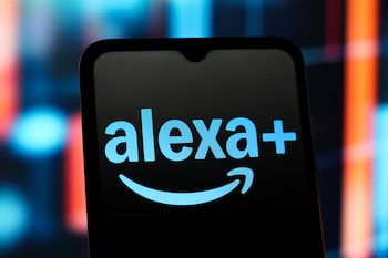 Amazon está expandiendo su asistente con IA a diversos mercados de forma gradual. (Foto: Europa Press)