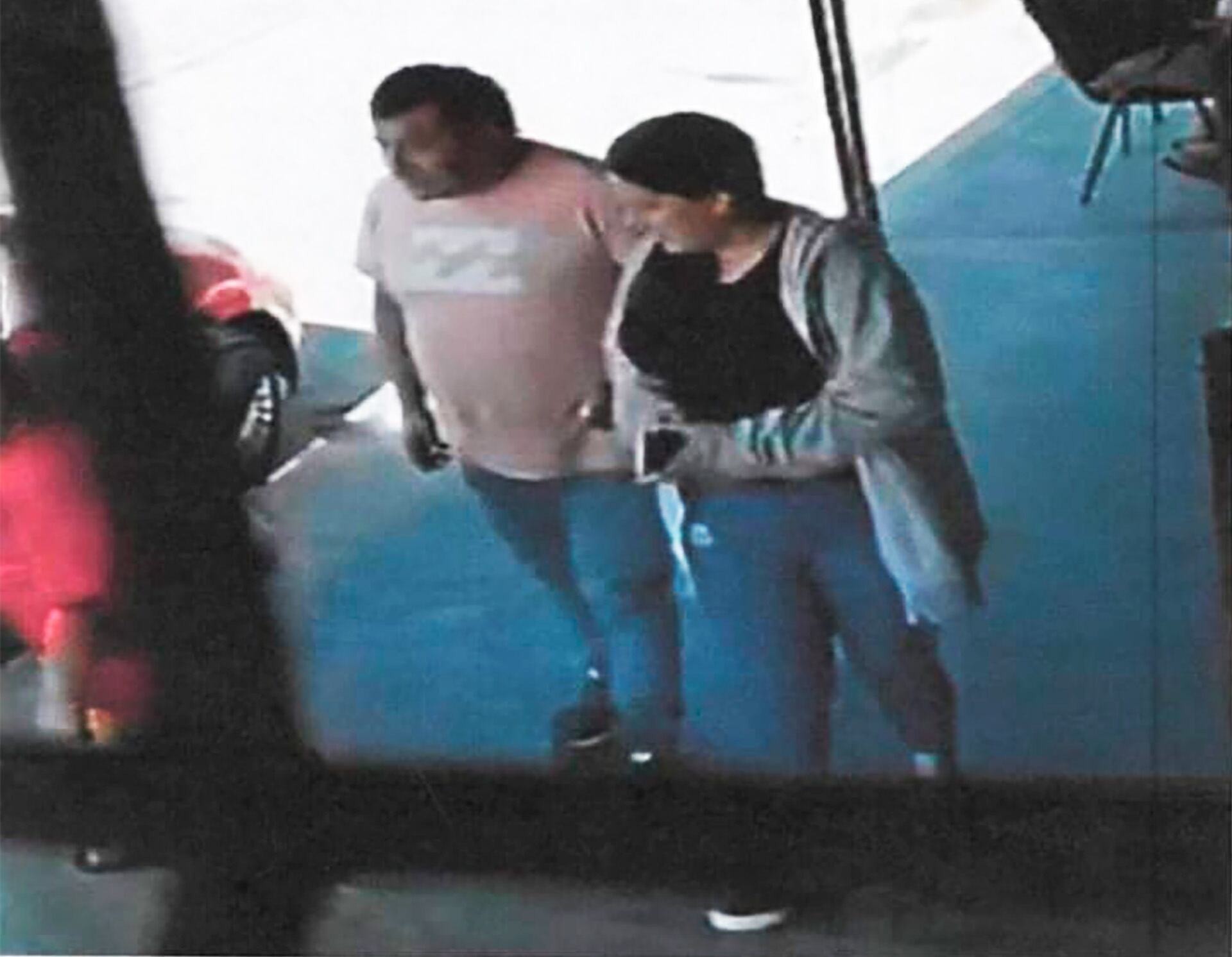 Ydone Castilllo e Ibánez, en una captura de cámara de seguridad en CABA