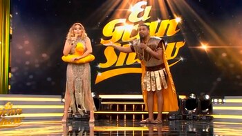 ‘Giselo’ entrega flotador a Gisela