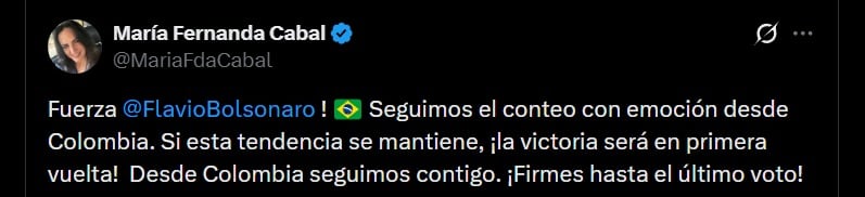 La dirigente María Fernanda Cabal proyectó una posible victoria de Flávio Bolsonaro en primera vuelta - crédito MariaFdaCabal / X