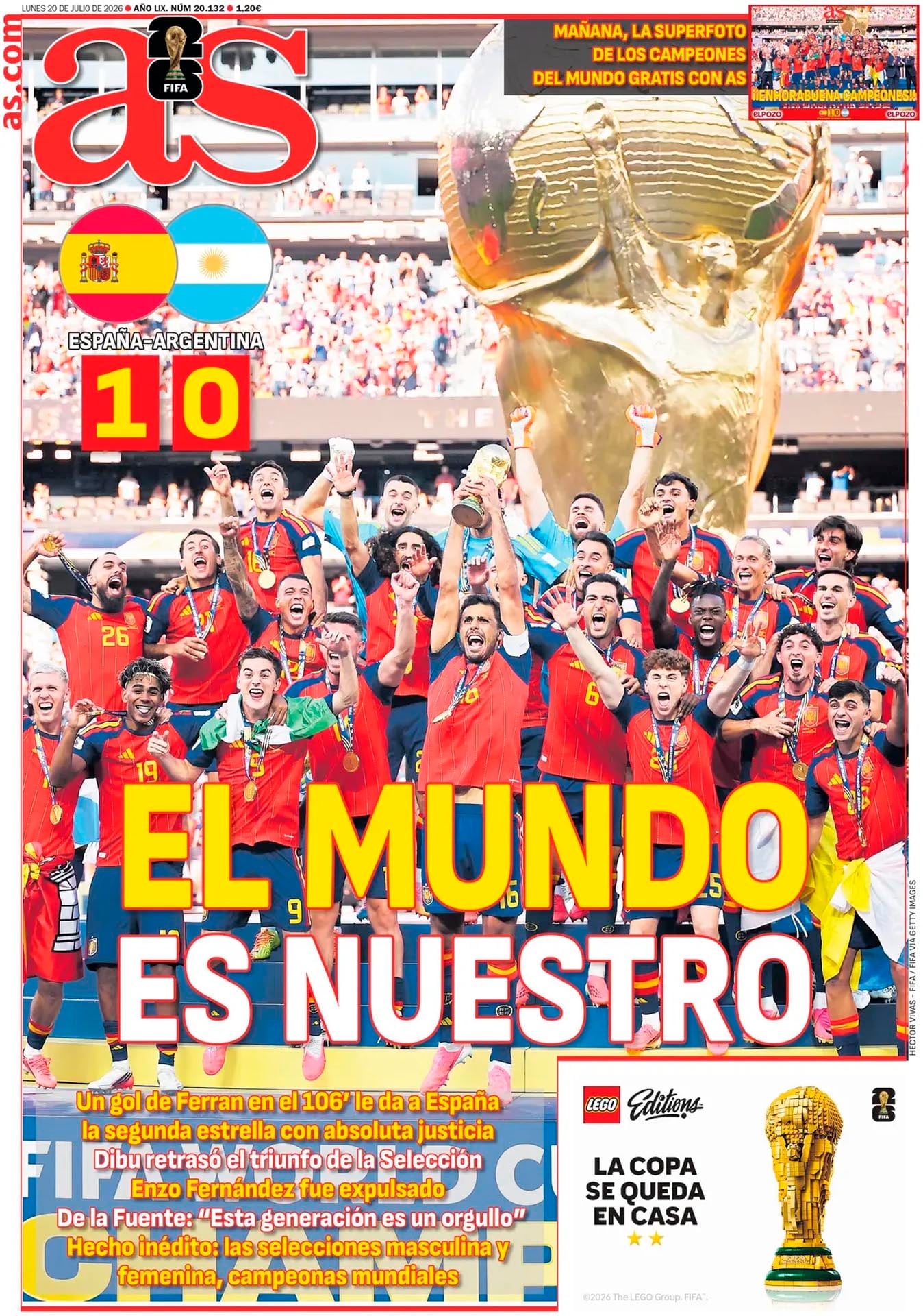 La portada del diario AS ilustra a los jugadores de la selección española de fútbol masculino celebrando su triunfo en la Copa del Mundo con el trofeo.