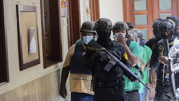 Cabecilla de red acusada de estafar RD$200 millones a entidad financiera es sometido a la justicia en República Dominicana