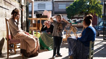 Trabajan en negro, piden dote