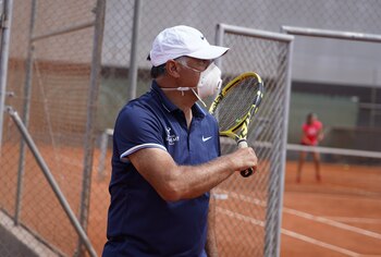 18/05/2020 Toni Nadal entrenando con