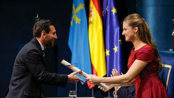 Leo Messi recibió el Premio Princesa de Asturias de los Deportes 2026 de manos de la princesa Leonor
