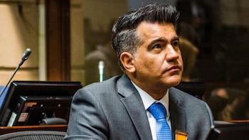 Carlos Calero fue condecorado como