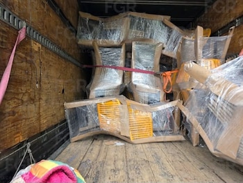 Sentencian a hombre que llevaba más de 900 kilos de marihuana en un camión de mudanzas