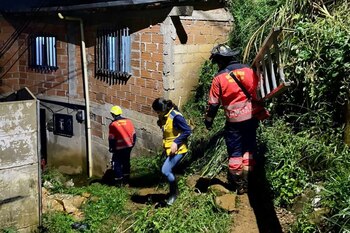 Fuertes lluvias en Medellín generaron deslizamiento en Santa Elena