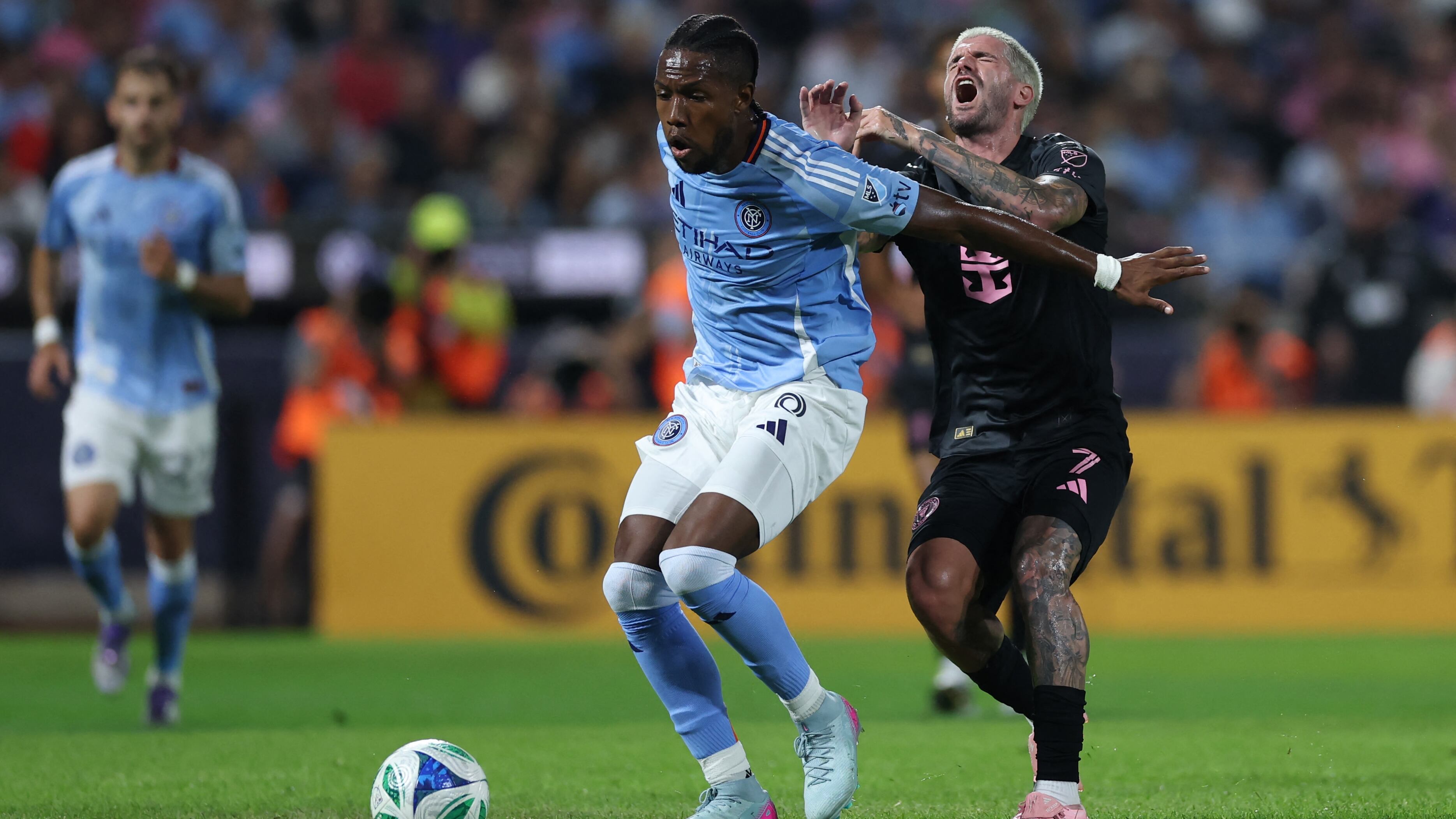 Rodrigo De Paul fue multado por simular por la MLS por una jugada en la victoria ante New York City FC (Photo by ELSA / GETTY IMAGES NORTH AMERICA / Getty Images via AFP)
