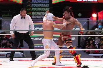 Dragón Rojo Jr. fue otra de las victimas de Místico. (Foto: Óscar Reyes)