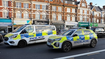 Al menos dos heridos en un ataque contra un sinagoga en el norte de Londres