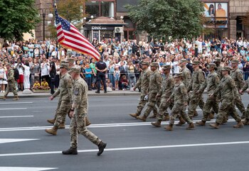 Más de 6,700 soldados y