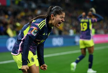 Cata Usme marcó el único gol de Colombia al minuto 51. Foto: REUTERS/Hannah Mckay.