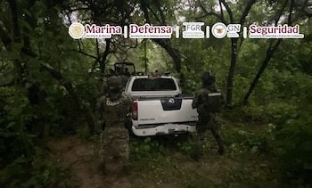 Uno de los vehículos asegurados