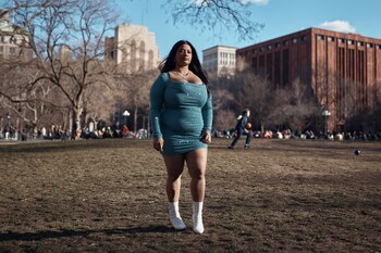 La australiana Noelle Martin posa