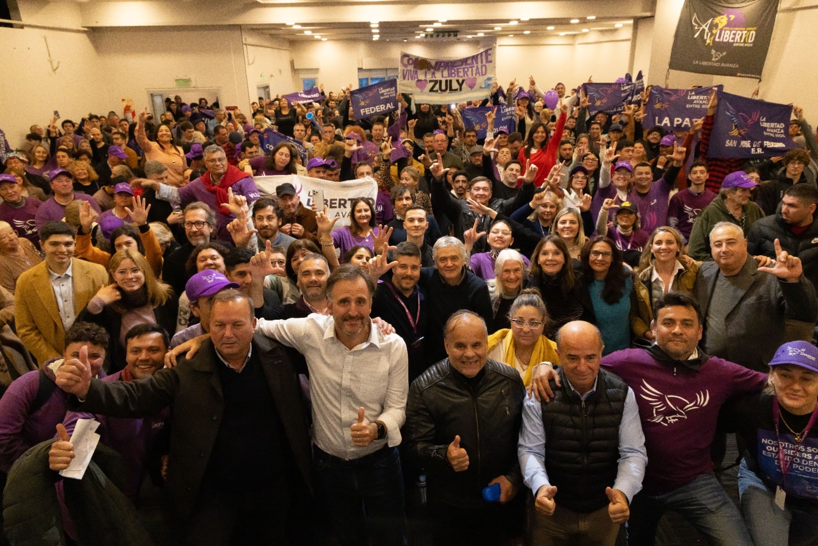 Las conversaciones implicarían rearmar la propia interna libertaria en la provincia, darle la medida exacta al acuerdo político entre Casa Rosada y Frigerio