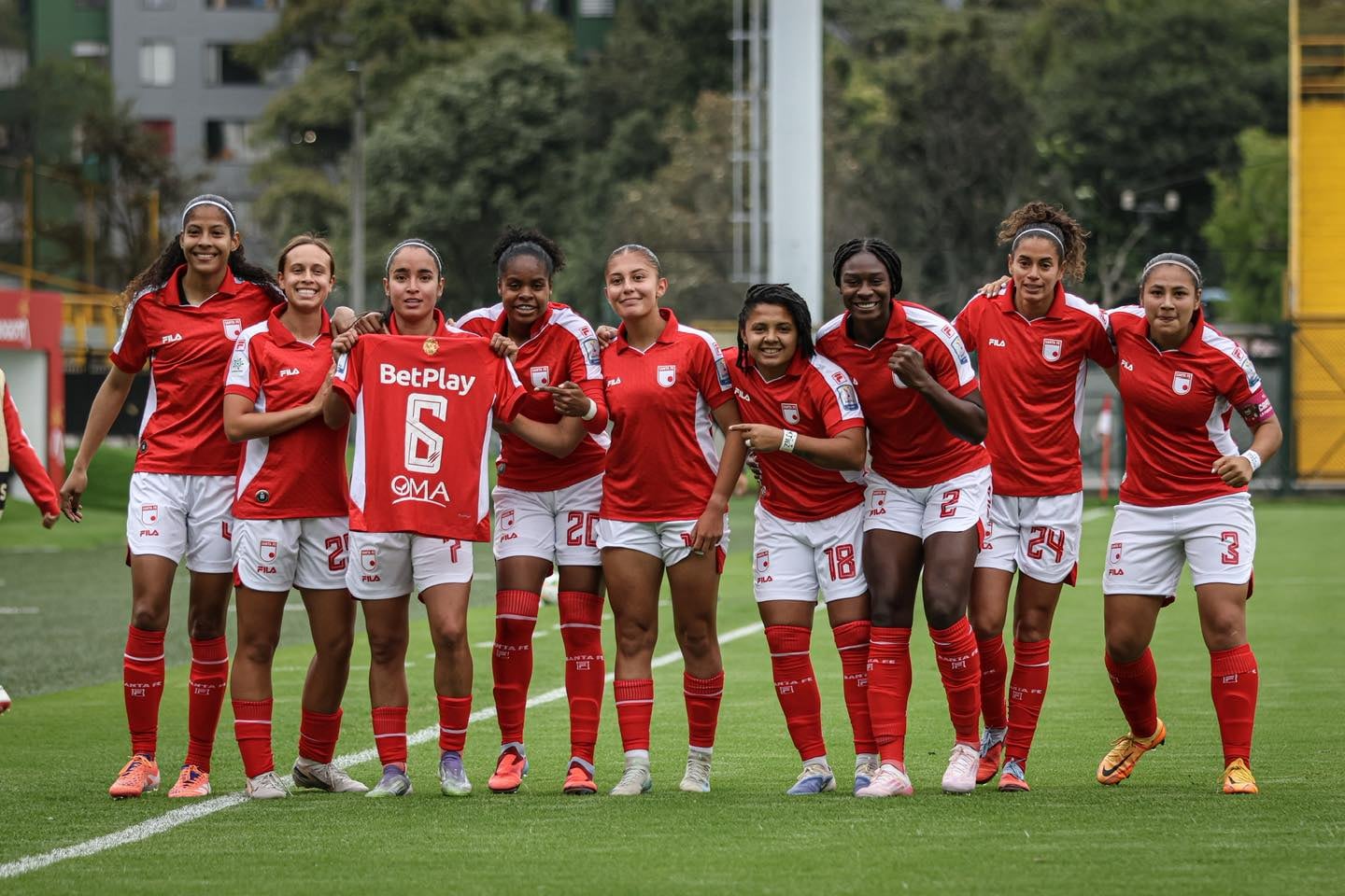 Santa Fe enfrentará a Millonarios en la semifinal de la Liga BetPlay Femenino 2026, son clásicos rivales de la ciudad de Bogotá - crédito Santa Fe
