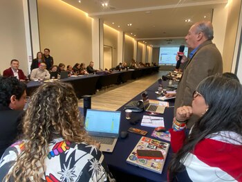 Gobierno y sindicatos laborales cumplieron