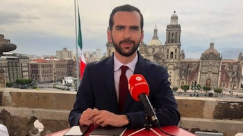 El comunicador lleva más de