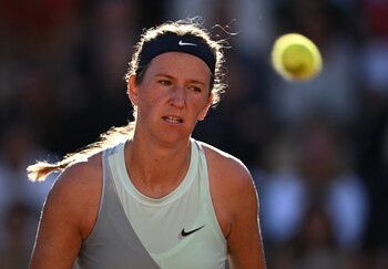 Tennis - French Open - Roland Garros, Paris, France - May 27, 2022 Belarus' Victoria Azarenka in action during her third round match against Switzerland's Jil Belen Teichmann REUTERS/Dylan Martinez