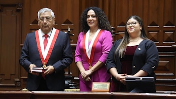Así fue la juramentación de los 130 diputados: Fuerza Popular y Juntos por el Perú se enfrentaron en duelo de arengas